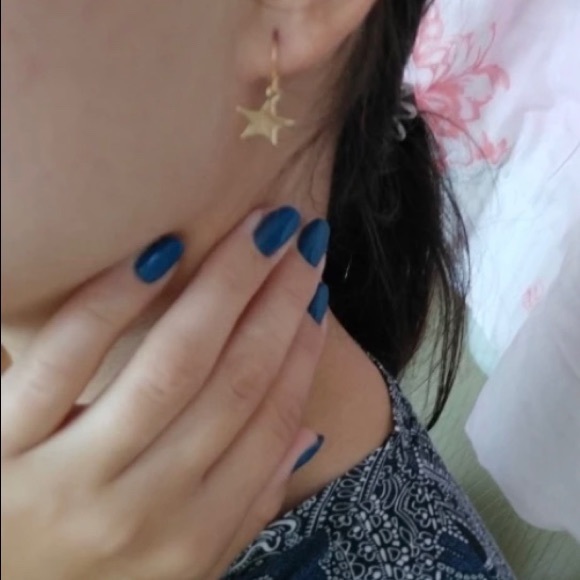 Minimalist Gold Star Dangle Earrings - Picture 2 of 4